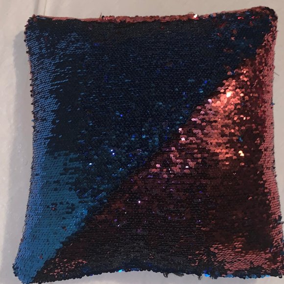 Red and blue mermaid sequin pillow - Picture 3 of 5